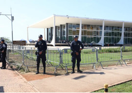 stf-encerra-sessao.jpg