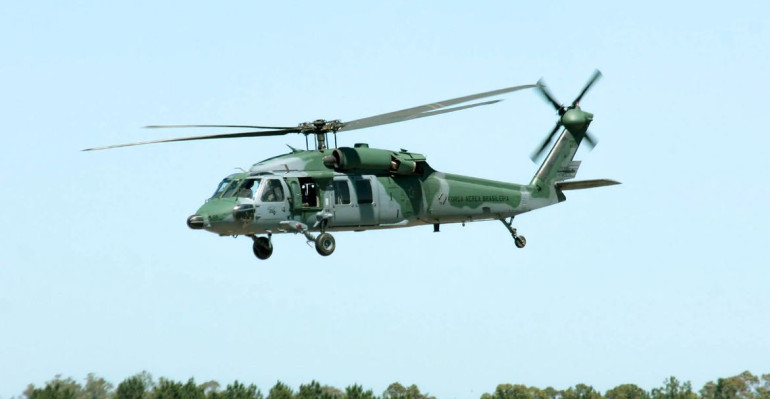 helicoptero_uh-60_black_hawk_01.jpg